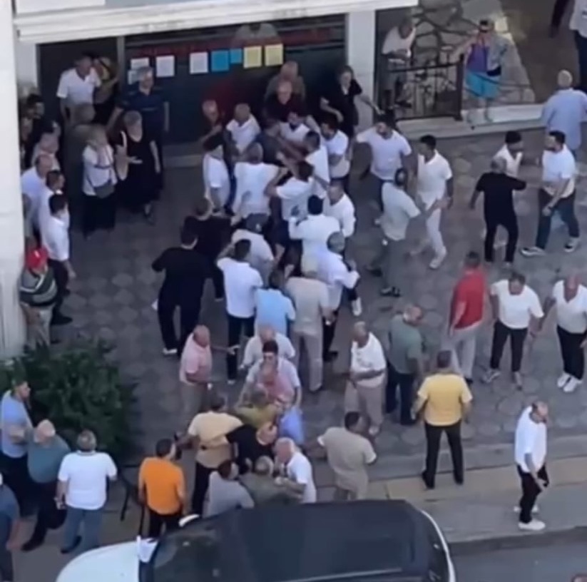 Samsun'da CHP delege seçiminde kavga çıktı