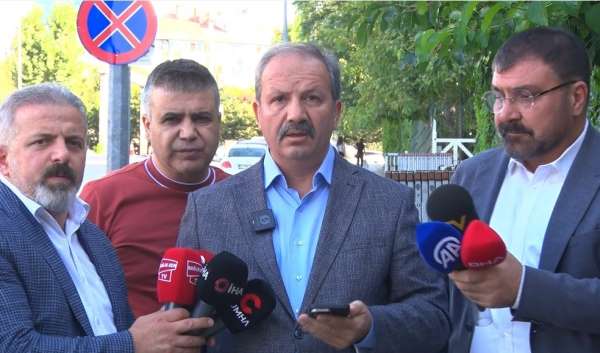 Sağlık-Sen'den bin liralık taban aylığı teklifine tepki