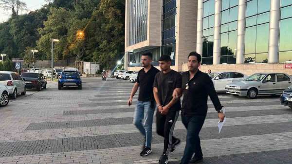 19 yaşındaki genci bıçaklayarak ölümüne sebep olan zanlı tutuklandı
