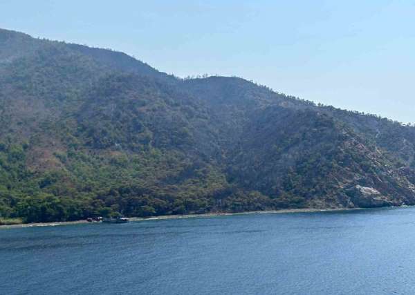 Marmaris'teki orman yangını kontrol altına alındı