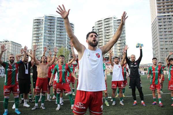 Karşıyaka'da Enes Nalbantoğlu rüzgarı