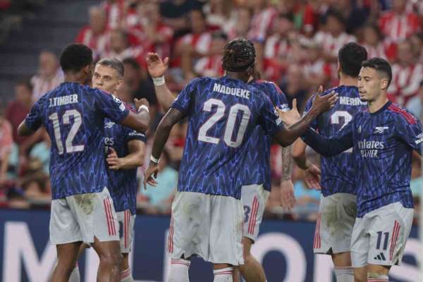 Arsenal ve Union Saint-Gilloise, Devler Ligi'ne galibiyetle başladı