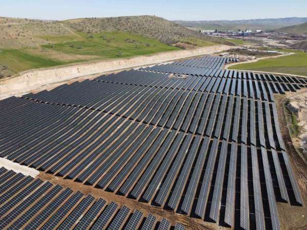 Cengiz Holding'in enerji yatırımlarına 64,5 milyon dolarlık yeşil finansman