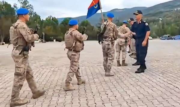 Komandolarının Suriye görevi dönüşü görüntüleri ilgi gördü