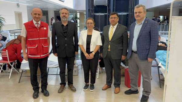 Samsun Adliyesi'nde Kızılay'a kan bağışı kampanyası