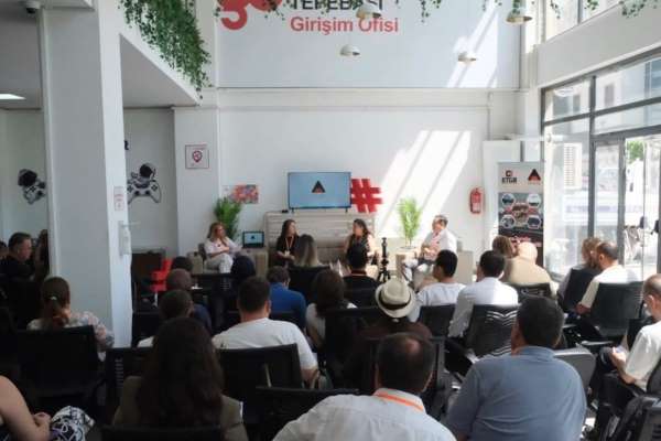 Anadolu Üniversitesi, AB Programları ve Ufuk Avrupa Projeleri Bilgilendirme Gününde yer aldı