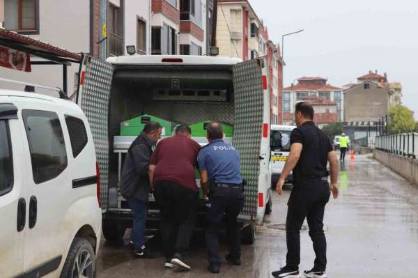 Çorum'da kadın cinayeti: Eski eşini silahla öldürüp intihar etti