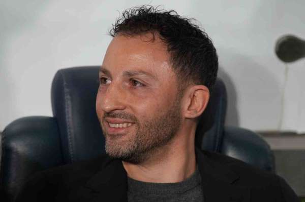 Domenico Tedesco'nun Bologna macerası 4 maç sürdü