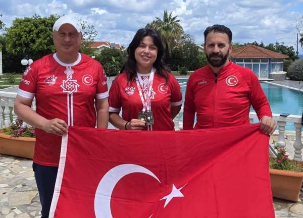 Samsunsporlu sporcu Melek Ünlü, Türkiye'yi temsil edecek