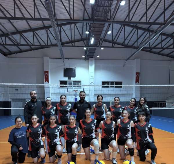 Siverek Belediyespor'un ardından kadın voleybol takımı da ligden çekildi