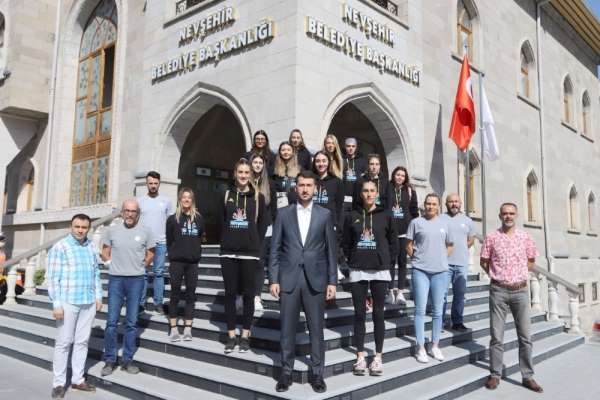 Galatasaraylı Melike Nezihe Çadır, Nevşehir Belediyesor'da