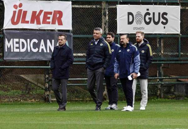 Fenerbahçe'de Başkan Saran idmanı takip etti