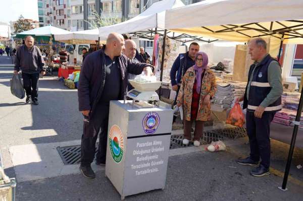 Samsun'da semt pazarlarına belediye tartısı