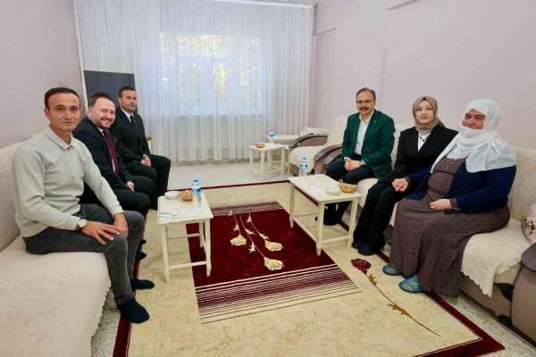 Siir'te 'vefa' ve 'minnet' buluşmasında şehit aileleriyle bir araya gelindi