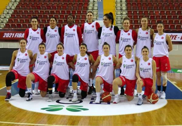 A Milli Kadın Basketbol Takımı Litvanya maçı hazırlıklarını sürdürüyor 