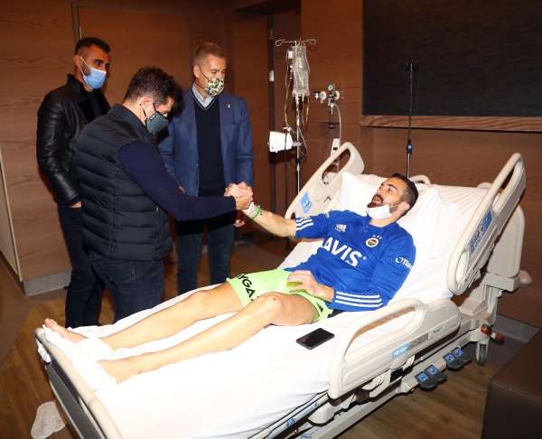 Harun Tekin ameliyattan çıktı