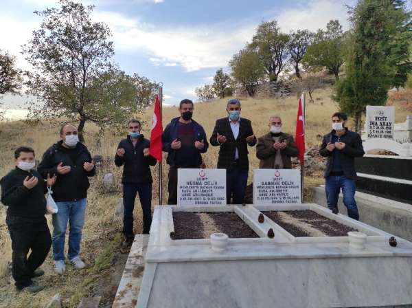 Sason'da 10 şehit anısına 10 fidan dikildi 