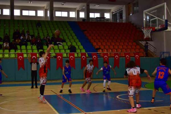 Elazığ'da U16 Basketbol Yerel Lig müsabakaları başladı - Elazığ haber