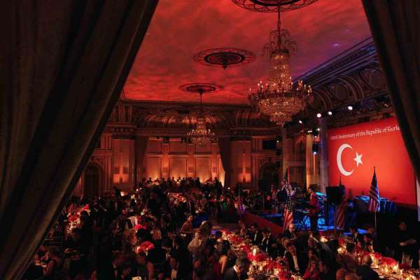 Amerikan Türk Cemiyeti'nden New York'ta yüzüncü yıl kutlaması