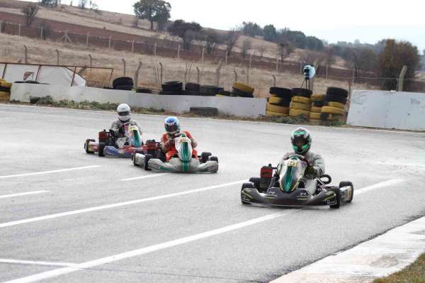 Motul Türkiye Karting Şampiyonası'nın 6. ayak yarışları Uşak'ta başladı