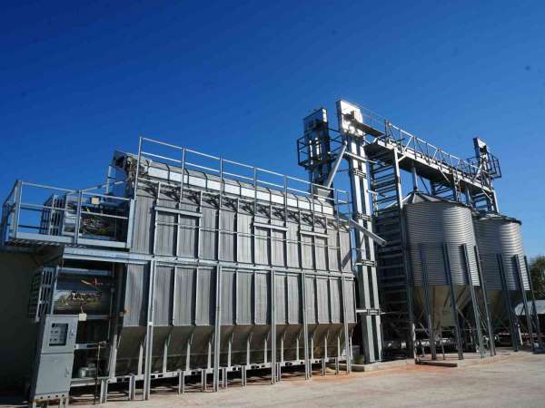 KUZKA'nın desteğiyle kurulan mısır kurutma tesisi ile çiftçiler ürünlerini değerinde satabilecek