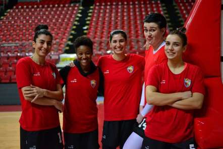 Bellona Kayseri Basketbolda hedef galibiyet 