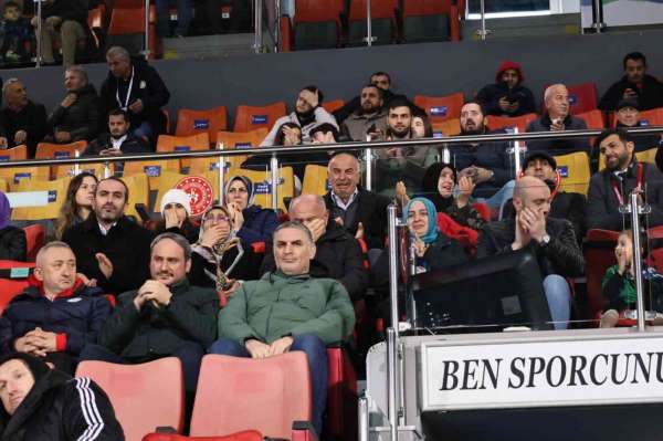 Rizespor'da 'Cennete bir Yiğit' koreografisi