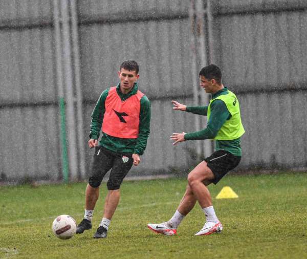 Bursaspor'da Diyarbekirspor maçı hazırlıkları devam ediyor