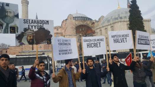 İstanbul, Ayasofya önünde Yeni Zelanda'daki cami saldırısına karşı tek ses oldu 