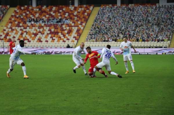 Süper Lig: Yeni Malatyaspor: 0 - Çaykur Rizespor: 1 (İlk yarı) 