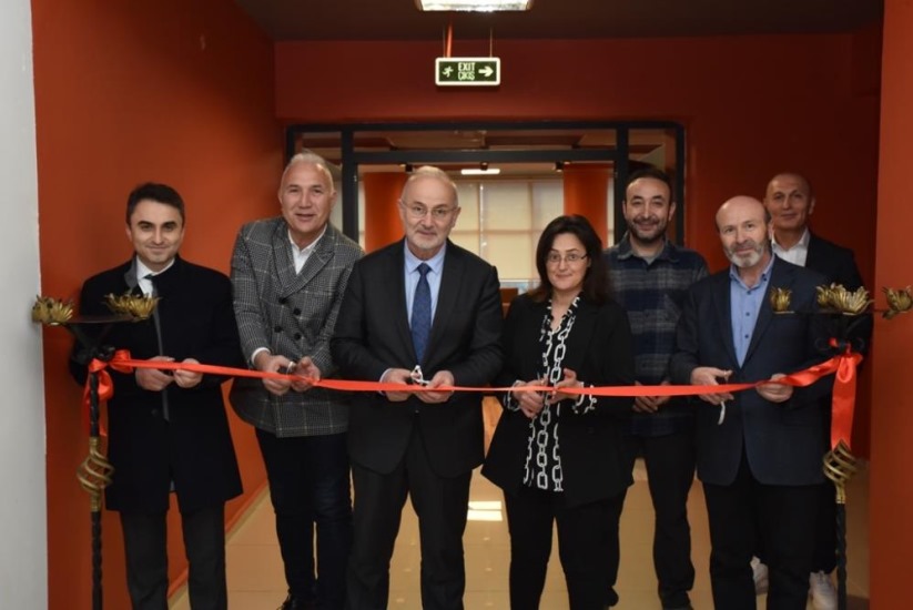 OMÜ Yaşar Doğu Spor Bilimleri Fakültesi'nin okuma ve fitness salonları hizmete açıldı