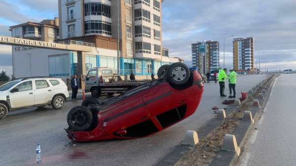 Karaman'da sürücünün ölümden döndüğü kaza kameraya yansıdı