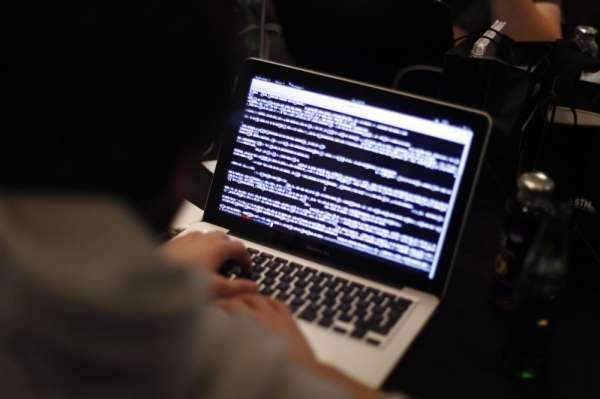 Küresel iş dünyası için en büyük risk 'siber tehditler' 