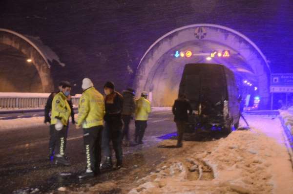 Ordu'da 6 aracın karıştığı zincirleme trafik kazası: 2 yaralı
