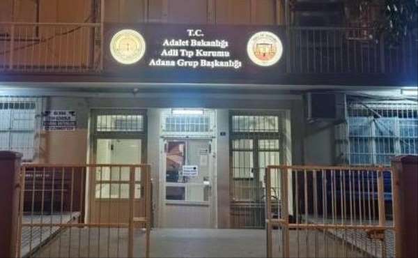 Evininin önünde silahlı saldırıya uğrayan adam hayatını kaybetti