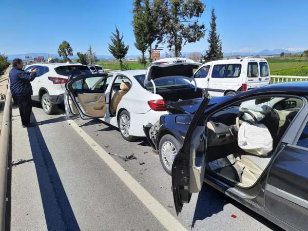 Antalya'da zincirleme trafik kazası 