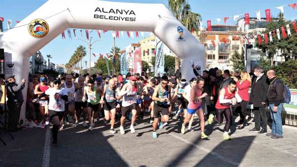 23 Alanya Atatürk Halk Koşusu ve yarı maratonu yapılacak - Antalya haber