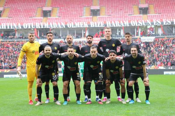Eskişehirspor ile Karşıyaka 24 randevuda - Eskişehir haber