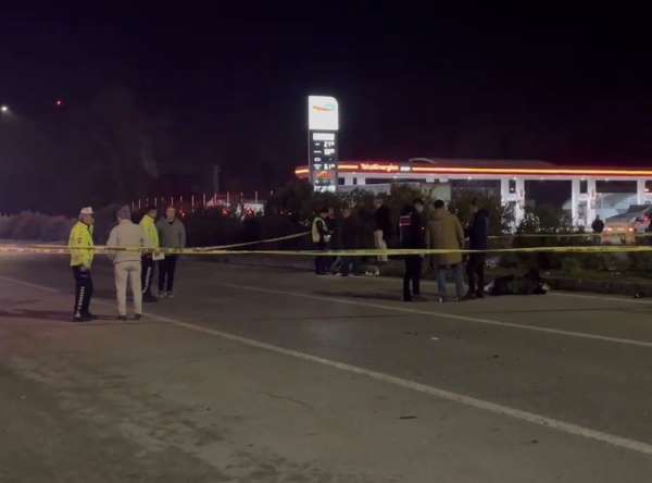 Samsun'da motosiklet tıra çarptı: 1 ölü, 1 ağır yaralı