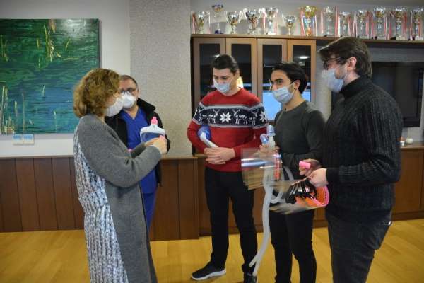 Düzce Üniversitesi, yeni tip virüse yeni tip maske