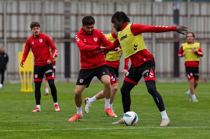 Samsunspor'da, Alanyaspor mesaisi sürüyor