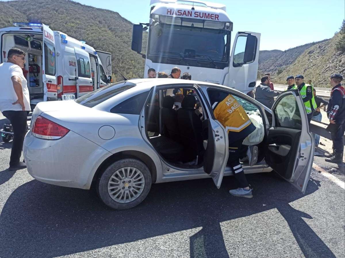 Bilecik'te zincirleme trafik kazası 1 yaralı