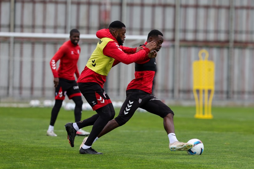 Samsunspor'da, Alanyaspor mesaisi sürüyor