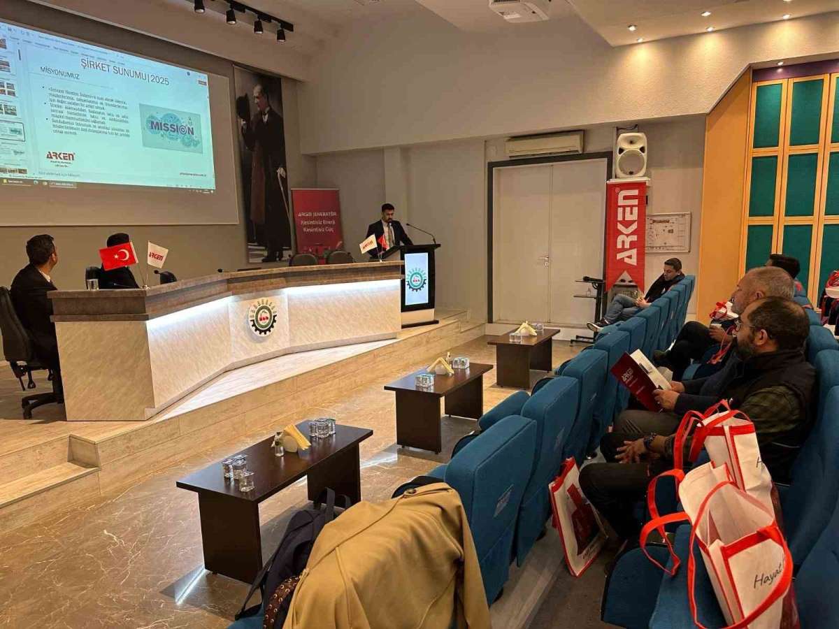 Denizli OSB'de sanayicilere jeneratör seçimi ve senkronizasyon sistemleri anlatıldı