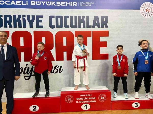 Manyas Belediyespor'un 4 sporcusu milli takım kadrosuna seçildi