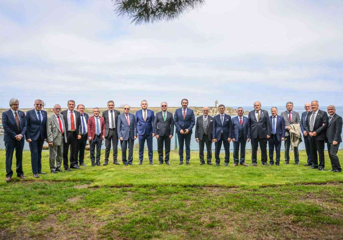 Şampiyon kulüplerin divan kurulları Trabzon'da bir araya geldi