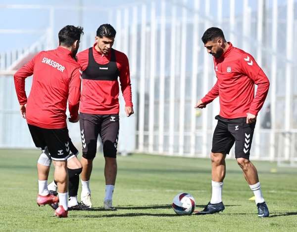 Sivasspor'da Kasımpaşa maçı hazırlıkları sürüyor