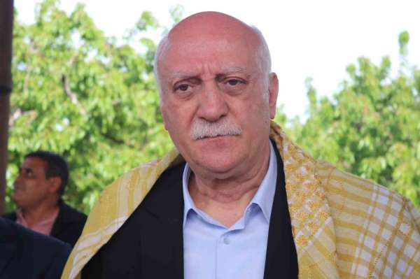 TZOB Genel Başkanı Bayraktar'dan 'zirai don' açıklaması: 'İzmir'de bütün ürünlerde hasar var'