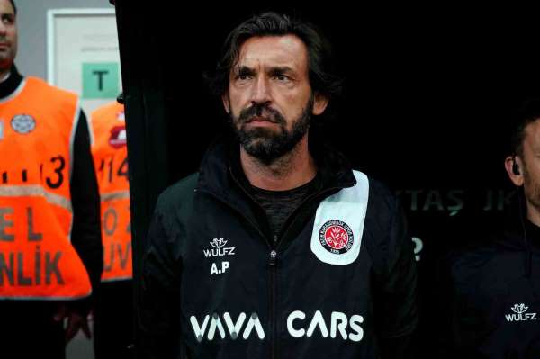 Andrea Pirlo'dan kadroda tek değişiklik