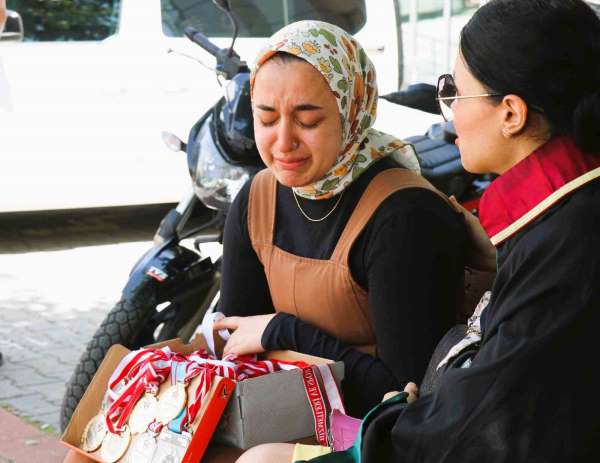 Kampta sakatlanıp spor yaşamı sona eren milli judocuyu ağlatan karar